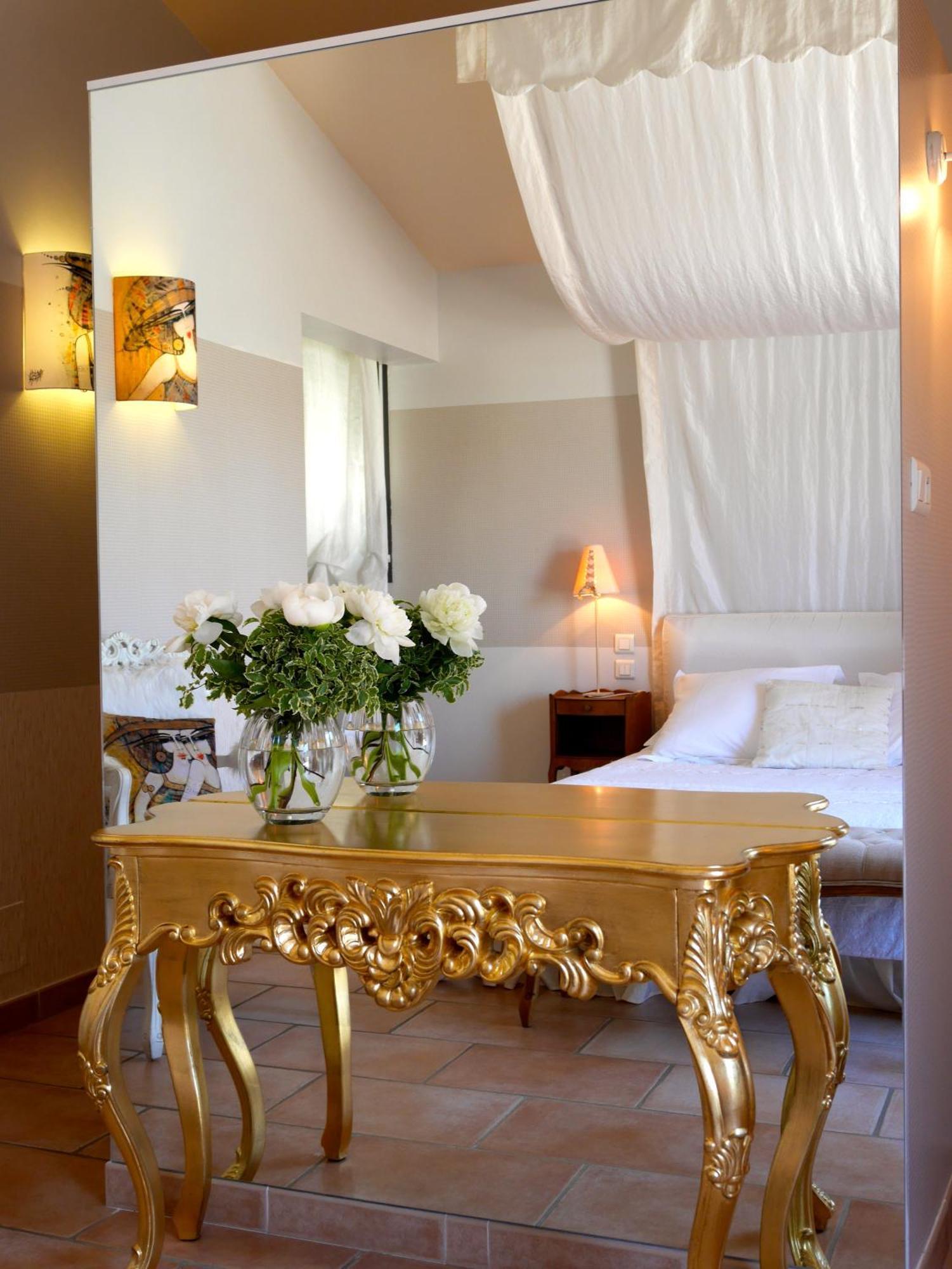 Le Relais D'Angelique Bed & Breakfast Lunel  Oda fotoğraf