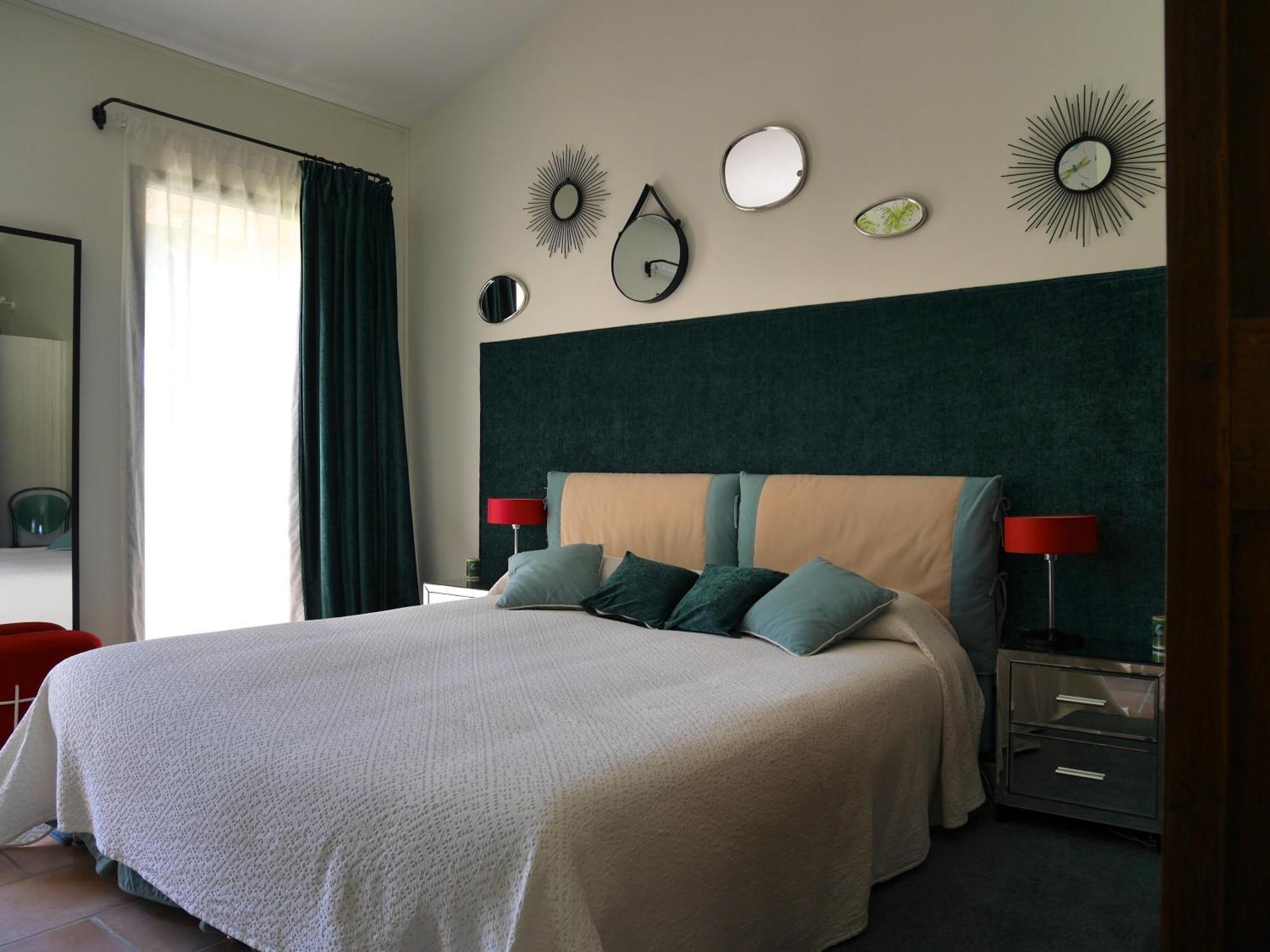 Le Relais D'Angelique Bed & Breakfast Lunel  Oda fotoğraf